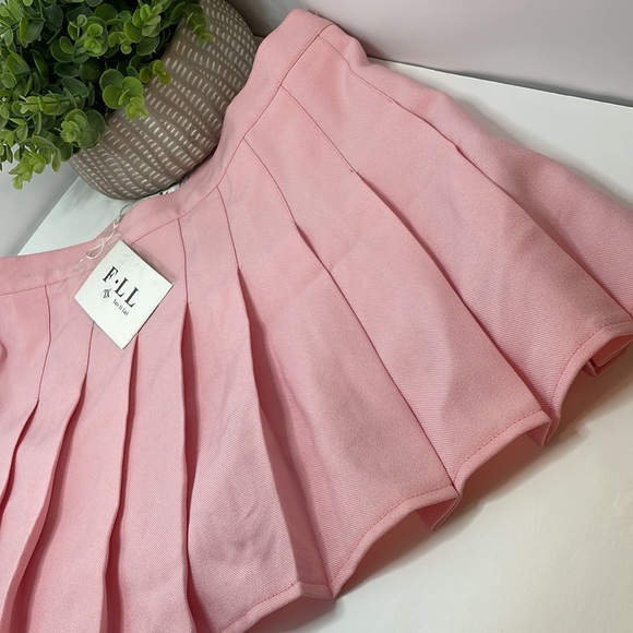 PLEATED PINK SKORT size XL - Picture 4 of 9